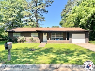 9 Camelia Ln, Texarkana, TX 75503