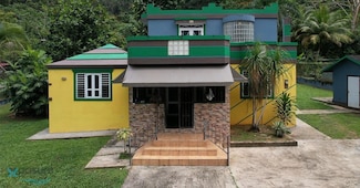 Carr 637 Kw 3 6, Arecibo, PR 00612