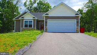 183 Escape Ct, Hedgesville, WV 25427