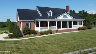 455 Hogan Farm Rd, Seagrove, NC 27341