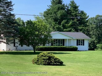 3541 W Bellevue Rd, Leslie, MI 49251