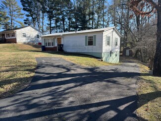 1589 Stetzer Cir, Morristown, TN 37814