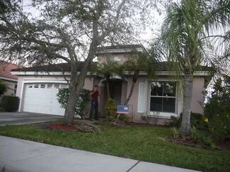 775 NW 165th Ave, Pembroke Pines, FL 33028