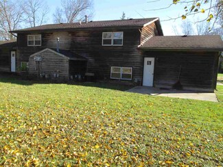 1634 Lawney Ct, South Beloit, IL 61080