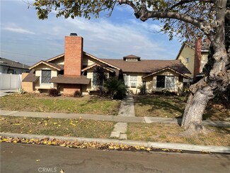 2971 Inverness Dr, Los Alamitos, CA 90720