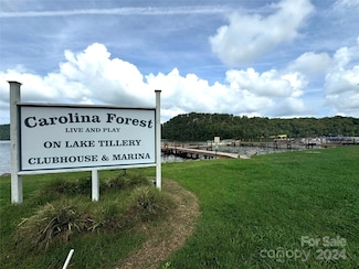 105 Hedgeline Dr, Troy, NC 27371