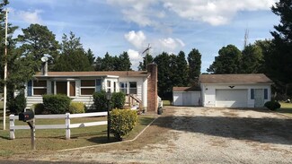 31485 Sunset Dr, Painter, VA 23420