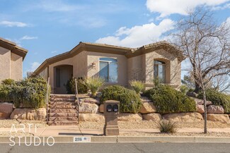 2116 N Canyon Greens Dr, Washington, UT 84780
