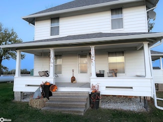 27048 500th St, Chariton, IA 50049