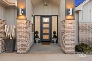 8416 W Meltwater Ln, Eagle, ID 83616