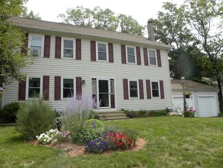 14 Pioneer Ln, Auburn, MA 01501