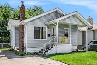 838 Pinecrest Dr, Ferndale, MI 48220