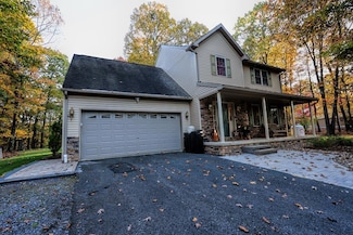 12929 Lakeland Dr, Hesston, PA 16647