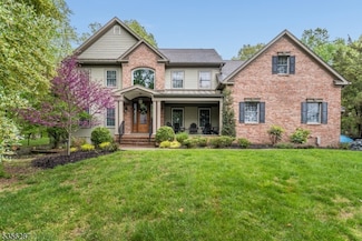 30 Southgate Dr, Annandale, NJ 08801