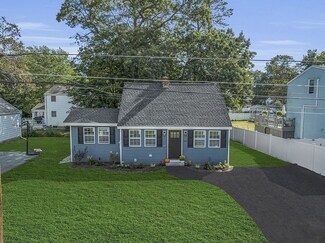 115 Mystic Ave, Tewksbury, MA 01876