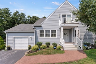 57 Sea Cliff Dr, Plymouth, MA 02360