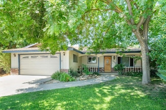 1178 Beechwood Cir, Reedley, CA 93654