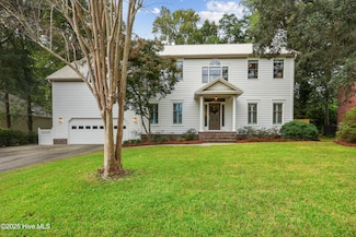 1120 Upper Reach Dr, Wilmington, NC 28409