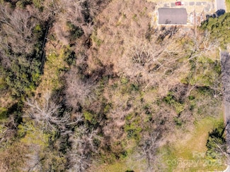 220 Pine St, Hamlet, NC 28345
