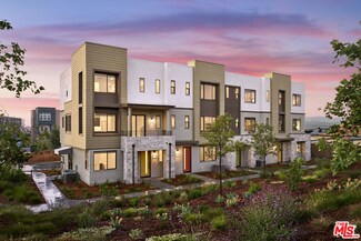 27056 Tanager Ln, Valencia, CA 91355