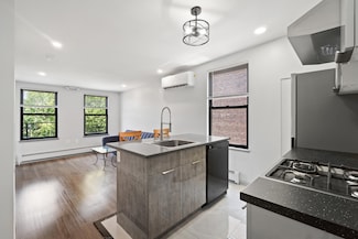 232 1st St Unit 3, Jersey City, NJ 07302