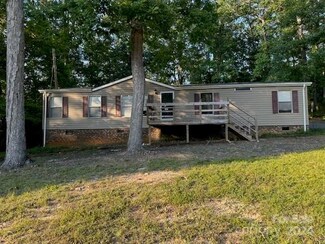 455 Pinelake Dr, Troy, NC 27371
