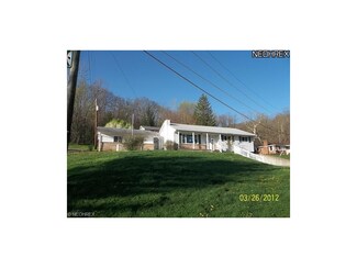 3572 N Terrace Dr NW, McConnelsville, OH 43756