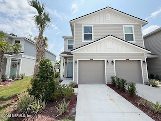12743 Barrack Ln, Jacksonville, FL 32218
