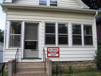 1304 Drake St Unit 1, Madison, WI 53715
