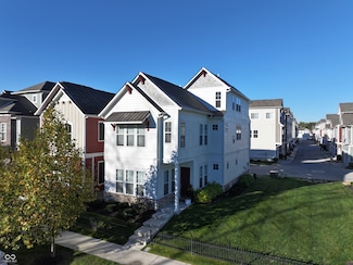 13044 Minden Dr, Fishers, IN 46037