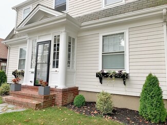 2073 Highland Ave, Fall River, MA 02720