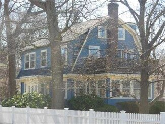 7 Valley Rd, Milton, MA 02186