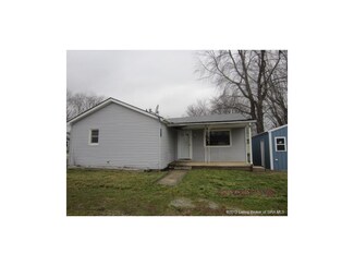 291 S John St, Pekin, IN 47165