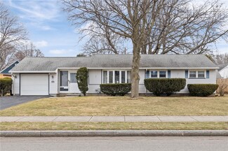 164 Oakwood Rd, Rochester, NY 14616