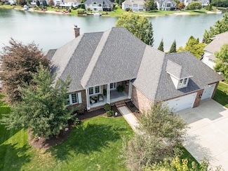 7739 Hidden Lake Dr, Hudsonville, MI 49426