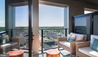 4710 Elm St Unit 2B-W-1402, Bethesda, MD 20814
