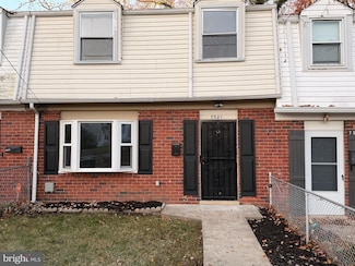 7521 Allendale Dr, Hyattsville, MD 20785