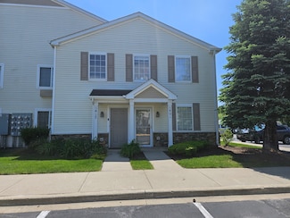 1401 Silverstone Dr Unit 1401, Carpentersville, IL 60110