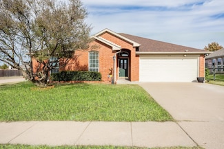 1113 Crooked Creek Ct, Midlothian, TX 76065