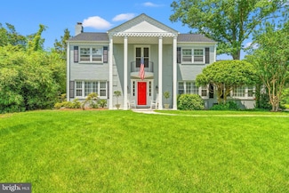 7851 Midday Ln, Alexandria, VA 22306
