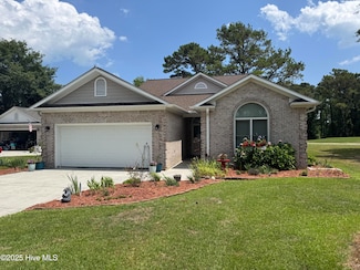 106 N Shore Dr, Sneads Ferry, NC 28460