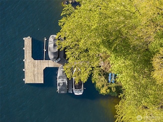 7625 W Mercer Way, Mercer Island, WA 98040
