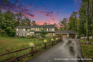 6467 118th Ave, Fennville, MI 49408