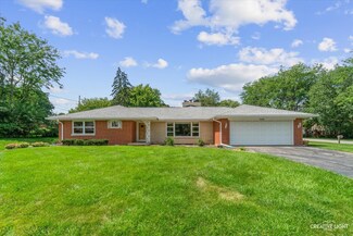 1402 Meadows Rd, Geneva, IL 60134