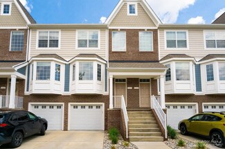 2561 W Towne St, Ann Arbor, MI 48103