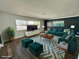 356 SE Prima Vista Blvd, Port Saint Lucie, FL 34983