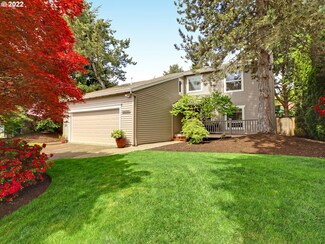 19875 NW Metolius Dr, Portland, OR 97229