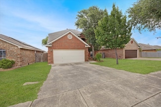 9228 Nathan Dr, Fort Worth, TX 76108