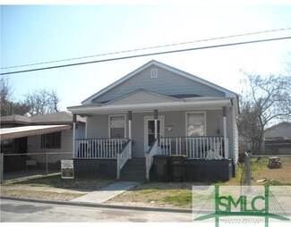 1027 Love St, Savannah, GA 31415