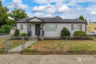 107 16th St SE, Auburn, WA 98002